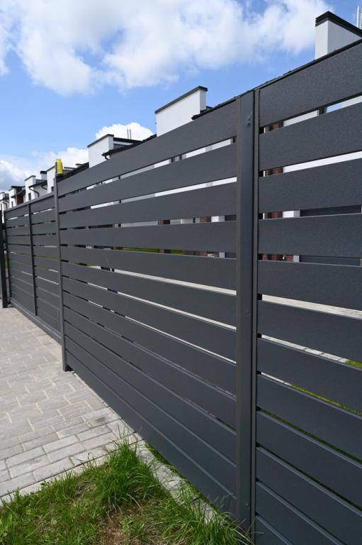 Nos conseils pour installer une clôture sur mesure à Nancy